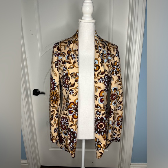 Dolce & Gabbana Jackets & Blazers - VINTAGE DOLCE &  GABANA FLORAL BLAZER JACKET